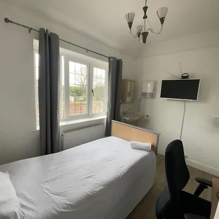 Canford House On Westbury On Trym Гостевой дом