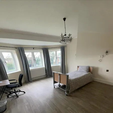 Canford House On Westbury On Trym * Bristol