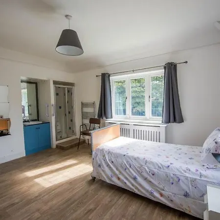 Guest house Canford House On Westbury On Trym *