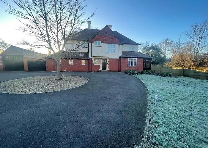 Canford House On Westbury On Trym